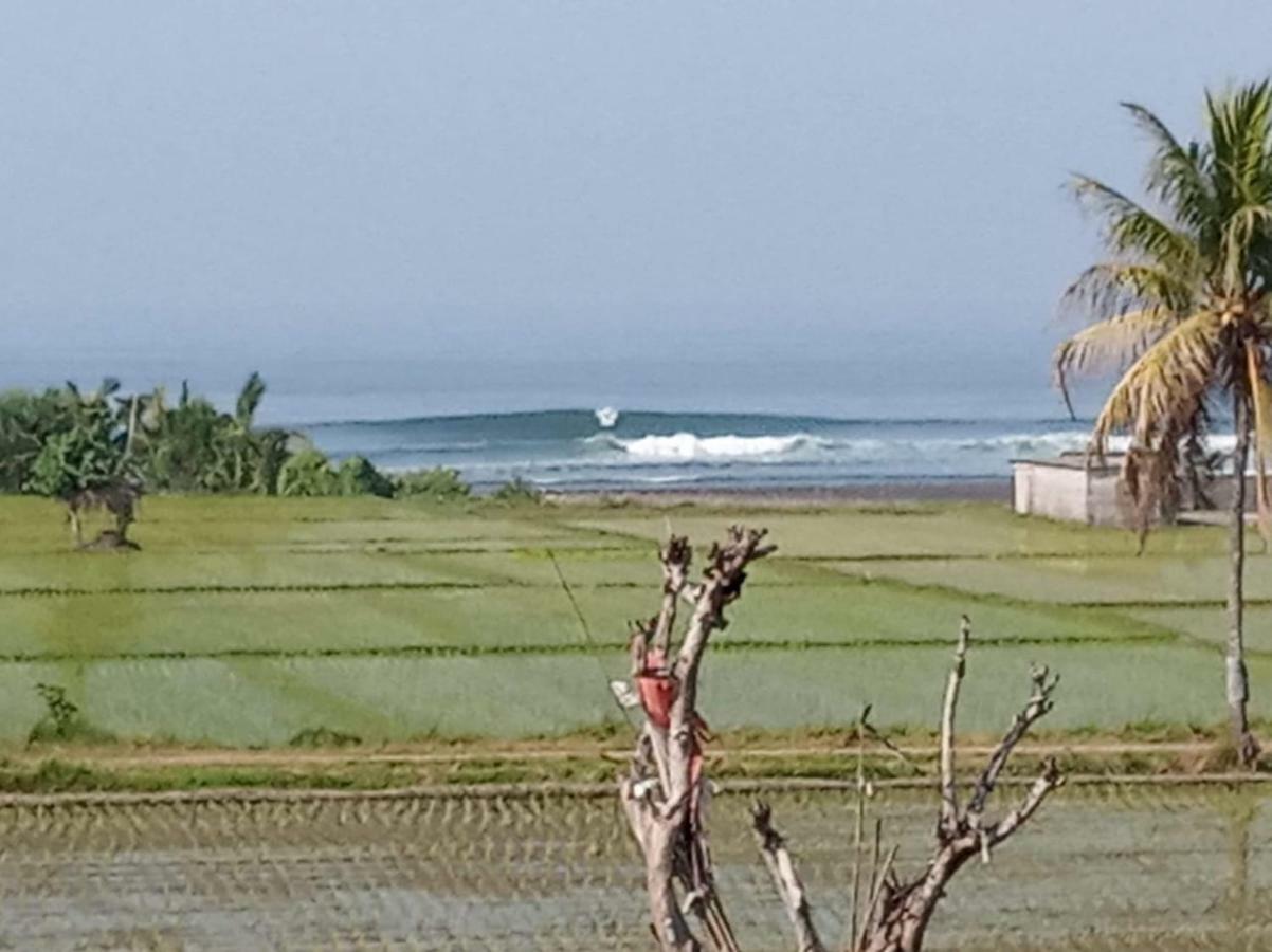 Harris Surf Villa ปูลูกาน ภายนอก รูปภาพ
