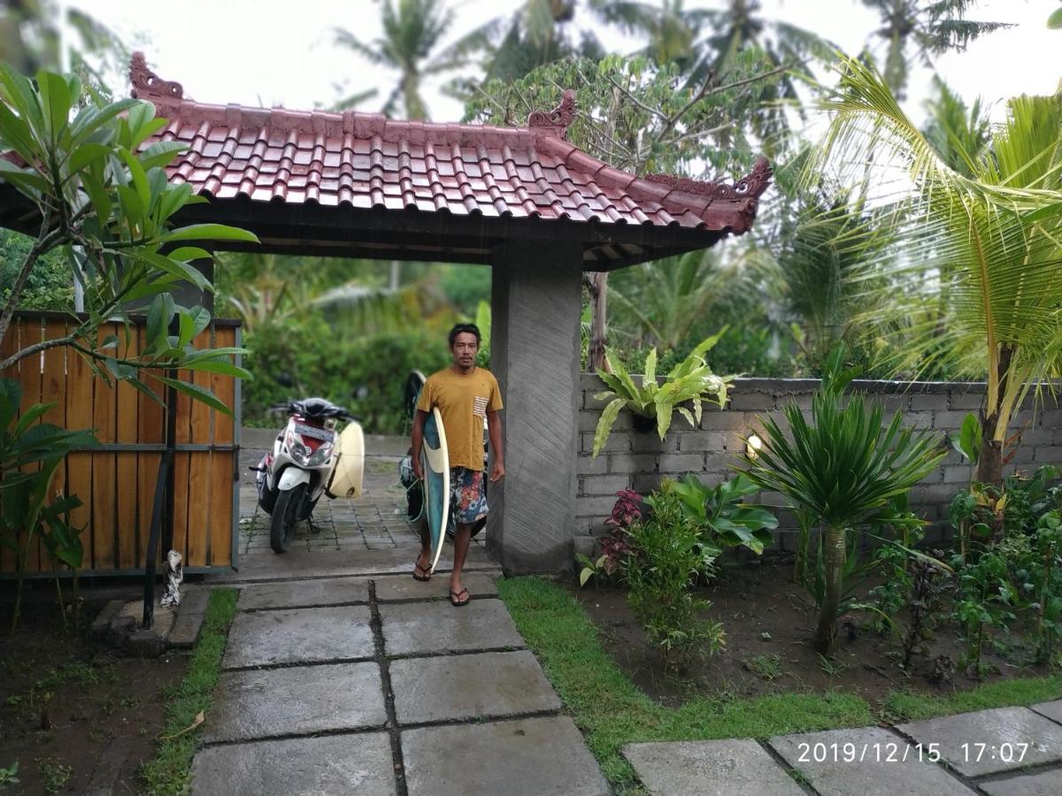 Harris Surf Villa ปูลูกาน ภายนอก รูปภาพ