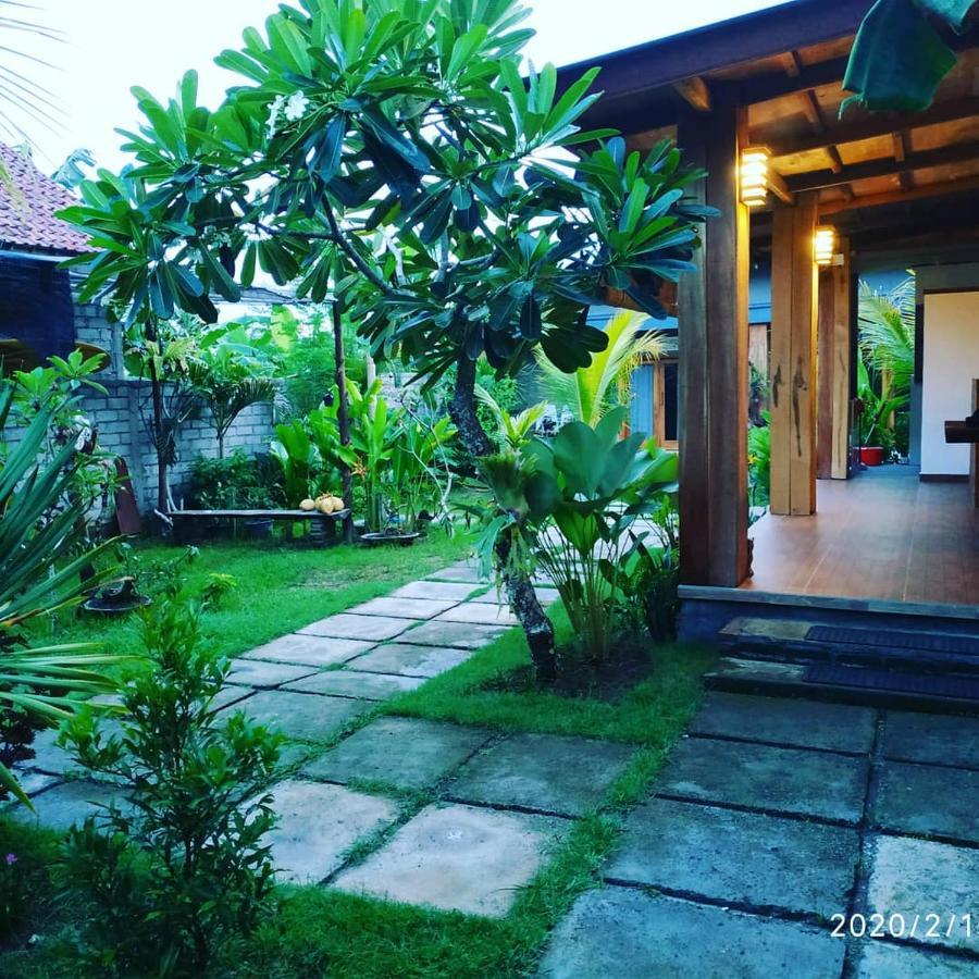 Harris Surf Villa ปูลูกาน ภายนอก รูปภาพ